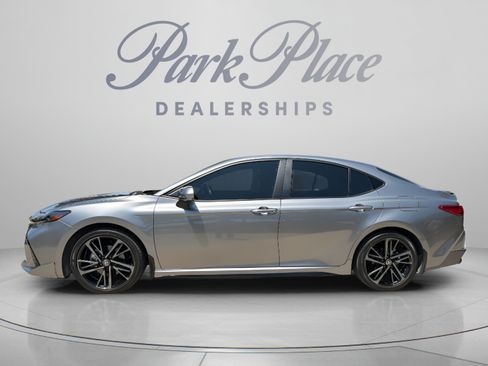 Used 2025 Toyota Camry XSE w/ Premium Package FWD image 2