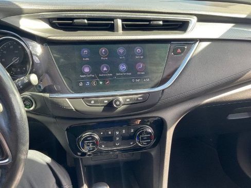 Used 2022 Buick Encore GX Essence w/ Experience Buick Package FWD image 22