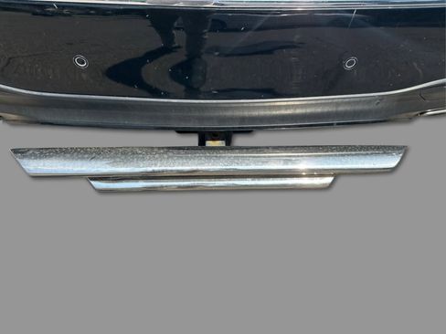 Used 2018 Mercedes-Benz GLS 550 4MATIC w/ Driver Assistance Package image 29