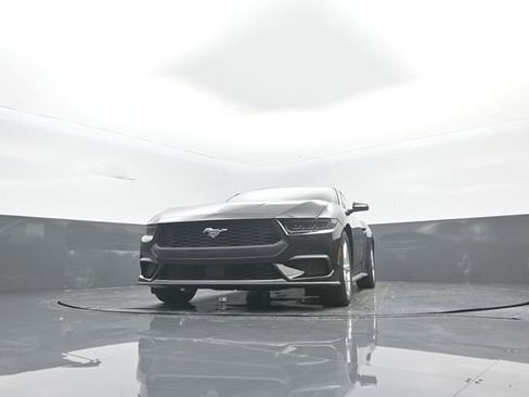 New 2026 Ford Mustang Coupe image 19