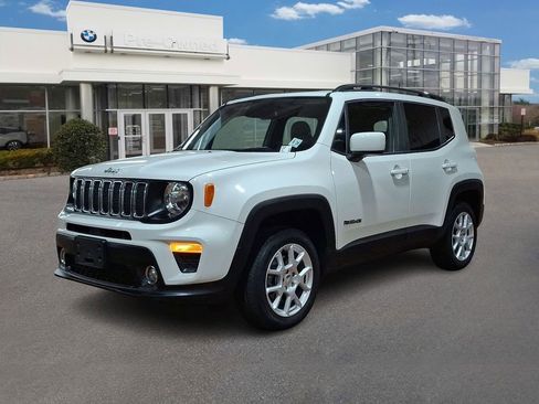 Used 2020 Jeep Renegade Latitude w/ Cold Weather Group image 1
