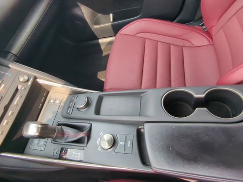 Used 2020 Lexus IS 350 F Sport image 38