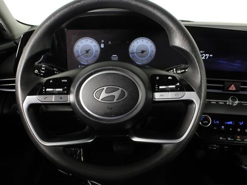 Certified 2024 Hyundai Elantra SEL FWD image 25