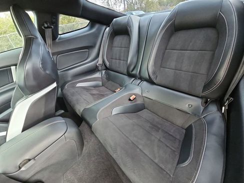 Used 2020 Ford Mustang Shelby GT500 w/ Technology Package RWD image 25