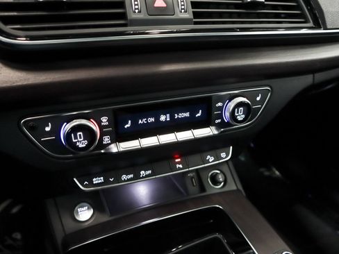 Used 2023 Audi Q5 2.0T Premium w/ Convenience Package image 25