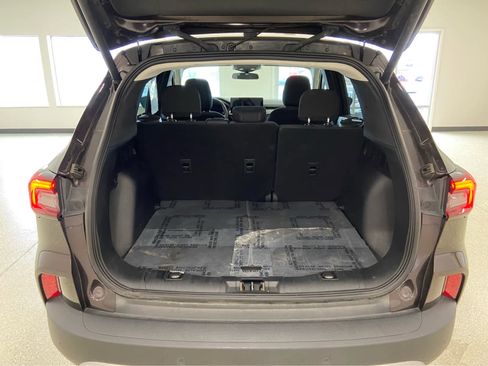 Used 2023 Ford Escape Active w/ Tech Pack #2 image 8