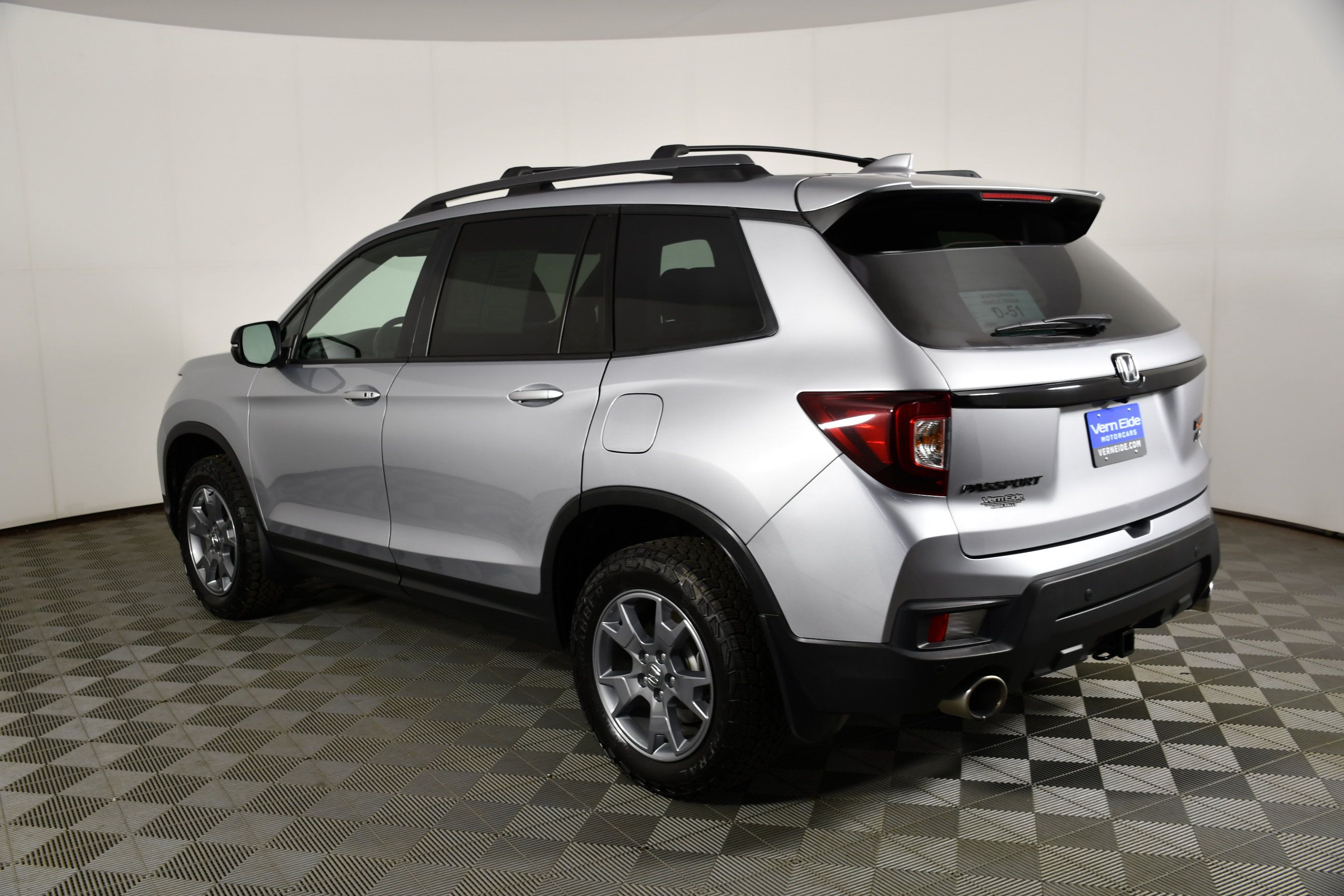 Certified 2025 Honda Passport TrailSport image 8