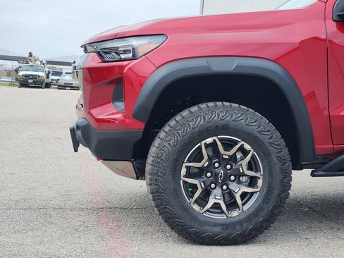 New 2026 Chevrolet Colorado ZR2 w/ Technology Package image 5