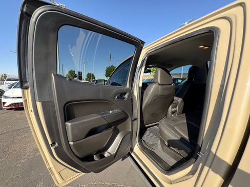 Used 2021 Chevrolet Colorado ZR2 AWD/4WD image 4