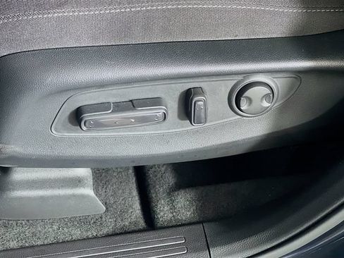 Used 2026 Honda CR-V EX image 13