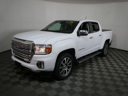 Used 2021 GMC Canyon Denali image 7