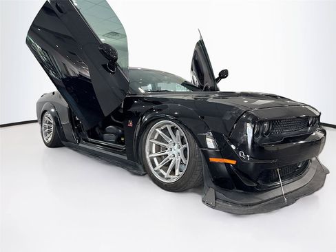 Used 2023 Dodge Challenger R/T Scat Pack RWD image 12