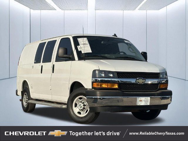Used 2025 Chevrolet Express 2500 w/ Driver Convenience Package RWD image 1