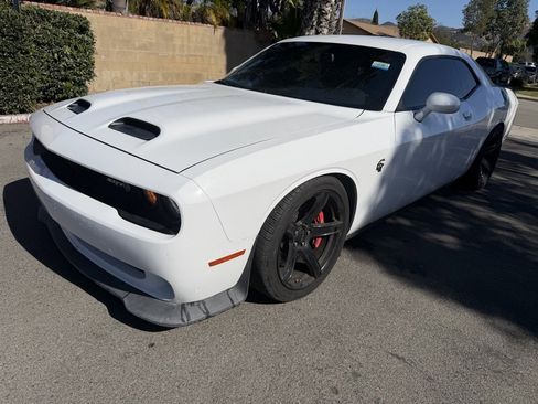 Used 2019 Dodge Challenger SRT Hellcat Redeye image 3