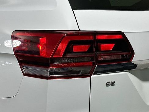 Used 2019 Volkswagen Atlas SE w/ Panoramic Sunroof Package AWD/4WD image 34