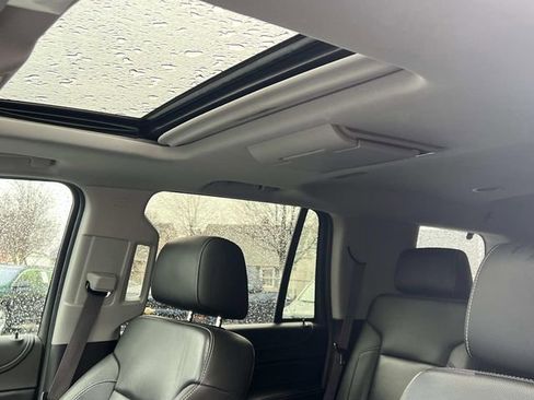 Used 2016 GMC Yukon SLT w/ Open Road Package image 22