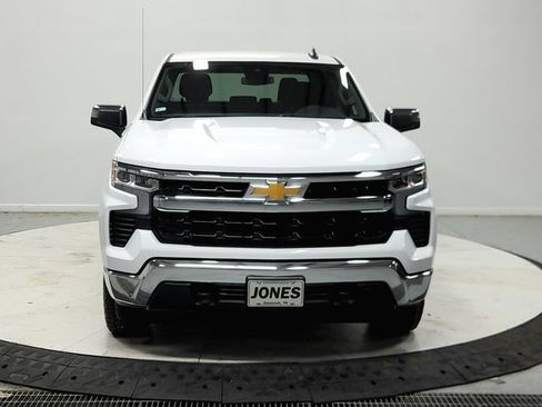 Used 2024 Chevrolet Silverado 1500 LT w/ Work Truck Package AWD/4WD image 3