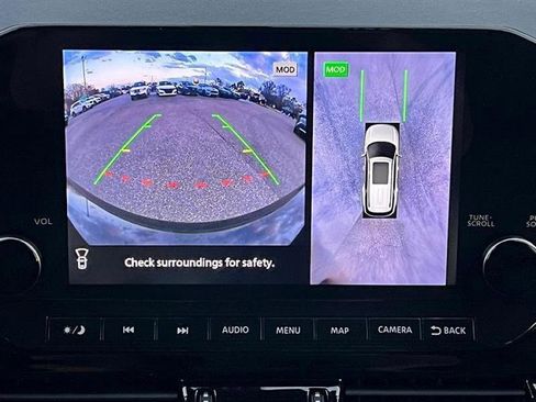 Used 2023 Nissan Pathfinder SL w/ Lighting Package (N92) image 35