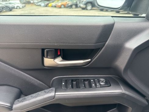 Used 2024 Toyota Tacoma TRD Off-Road AWD/4WD image 13