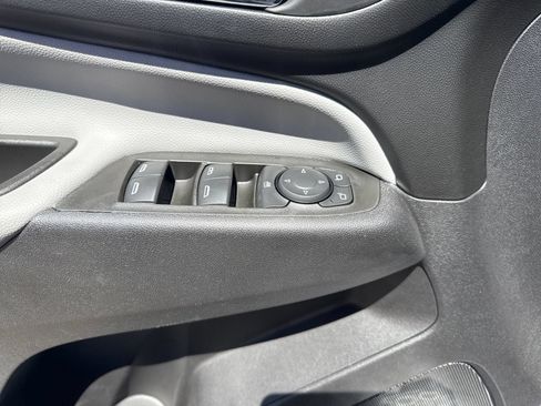 Used 2024 Chevrolet Equinox LS FWD image 11
