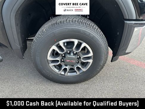 New 2026 GMC Sierra 2500 SLE image 15