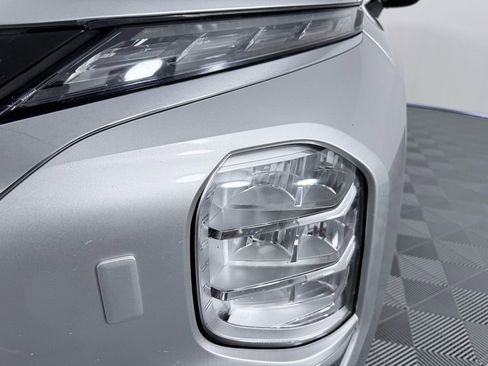 Used 2022 Mitsubishi Outlander ES image 27