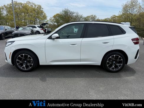 Used 2025 BMW X3 xDrive30 AWD/4WD image 5