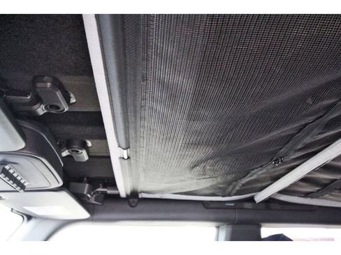 Used 2023 Ford Bronco Wildtrak image 27