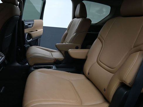 Used 2025 INFINITI QX80 Luxe AWD/4WD image 15