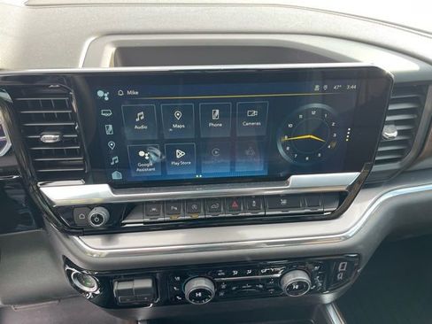 Used 2024 Chevrolet Silverado 1500 High Country image 22