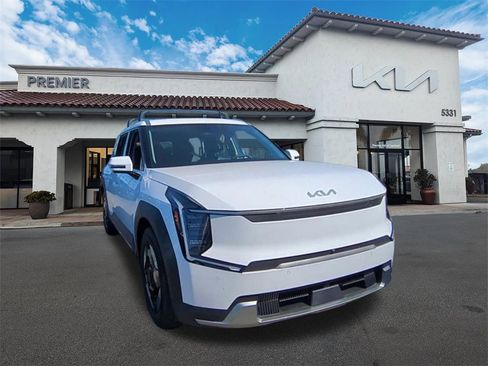 New 2026 Kia EV9 Wind image 3