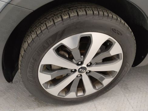 Used 2020 Kia Telluride S image 31