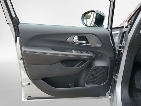 New 2026 Chrysler Voyager LX FWD image 17
