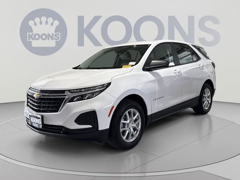 Used 2024 Chevrolet Equinox LS w/ LS Convenience Package FWD image 5