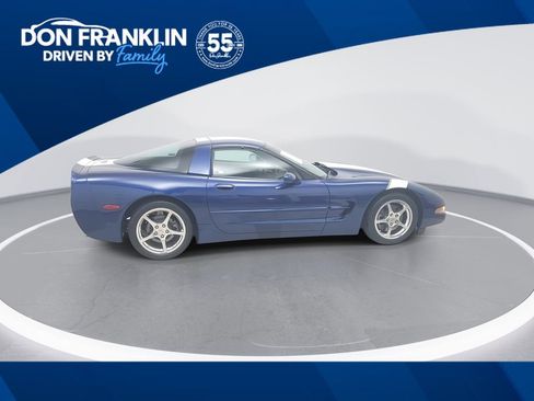 Used 2004 Chevrolet Corvette Coupe w/ Preferred Equipment Group image 1