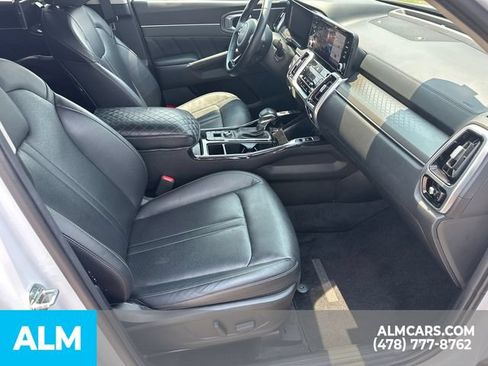 Used 2023 Kia Sorento SX AWD/4WD image 15
