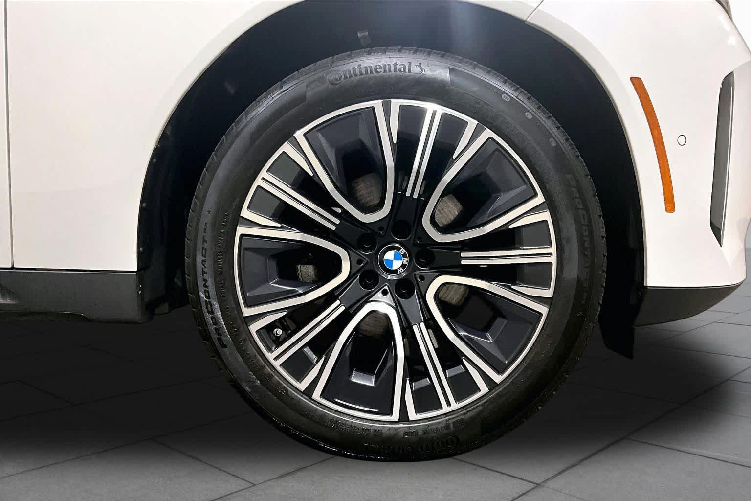 Used 2025 BMW X3 xDrive30i w/ Premium Package AWD/4WD image 10