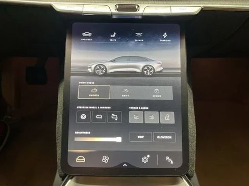 Used 2023 Lucid Air Touring AWD/4WD image 26
