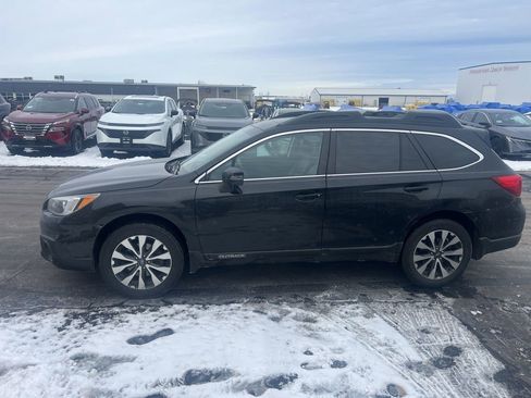 Used 2015 Subaru Outback 2.5i Limited image 3