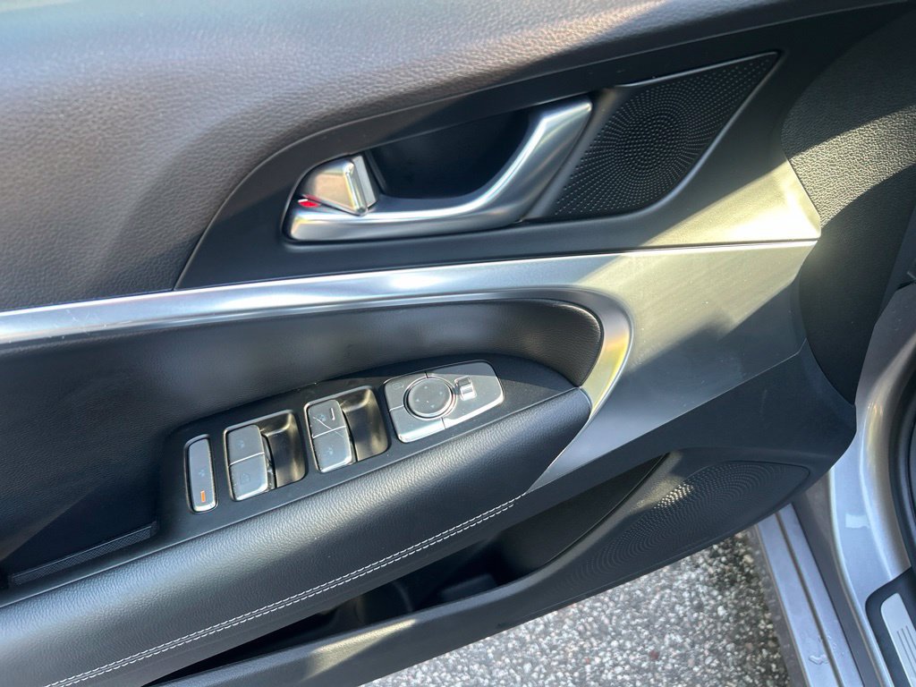Used 2026 Genesis G70 2.5T RWD image 15