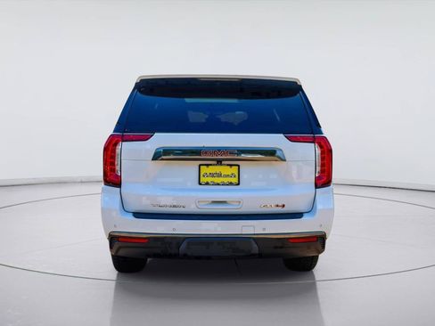 Used 2024 GMC Yukon AT4 w/ Technology Package AWD/4WD image 7