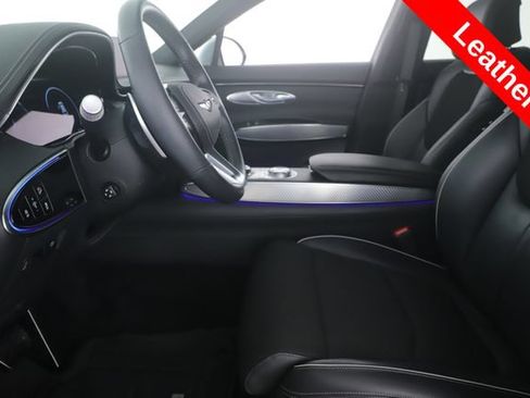 Used 2024 Genesis GV70 2.5T w/ Sport Prestige Package AWD/4WD image 16