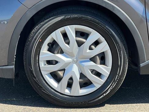 Certified 2021 Toyota C-HR LE image 29