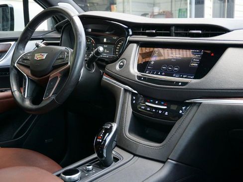 Used 2024 Cadillac XT5 Sportv AWD/4WD image 34