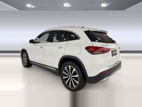 Used 2023 Mercedes-Benz GLA 250 GLA 250 w/ Premium Package image 3