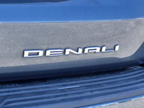 Used 2021 GMC Yukon Denali w/ Denali Premium Package AWD/4WD image 26