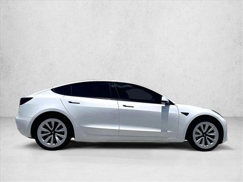 Used 2021 Tesla Model 3 Standard Range Plus RWD image 5