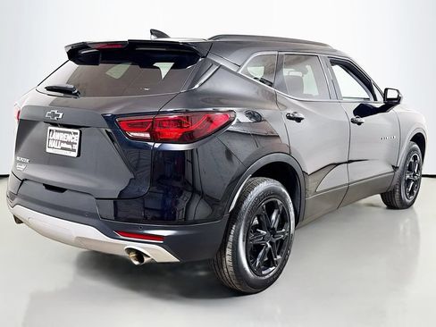 Certified 2024 Chevrolet Blazer LT w/ Convenience Package FWD image 4