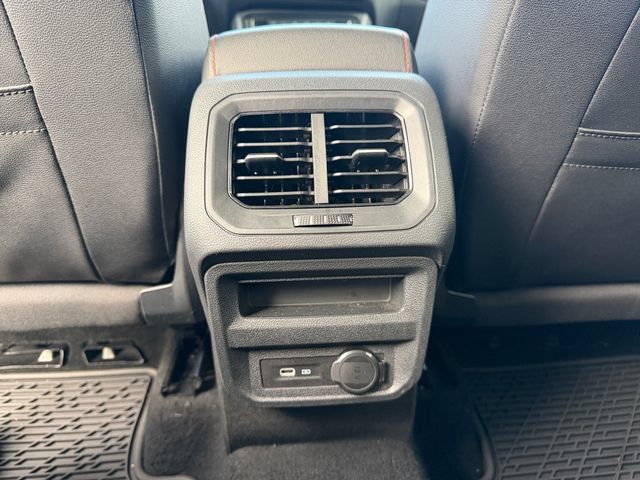 Used 2024 Volkswagen Tiguan Wolfsburg Edition w/ Panoramic Sunroof Package FWD image 31
