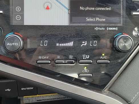 Used 2020 Toyota Camry XSE w/ Driver Assist Package FWD image 16